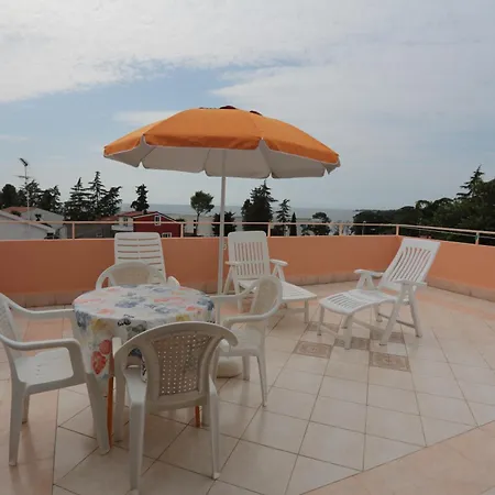 アパート Kuca Luciana ポレッチ