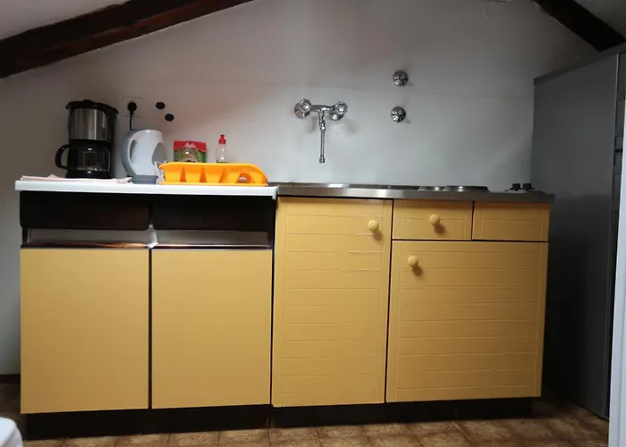 アパート Kuca Luciana ポレッチ